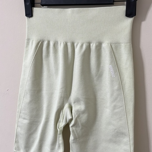 NEW Gymshark Flex Cycling Bike Shorts Light Green Yellow Marl Size Medium - Picture 5 of 9